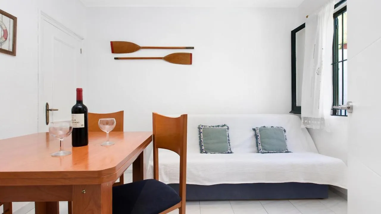 Apartment Alberts Pella Palafrugell Spain